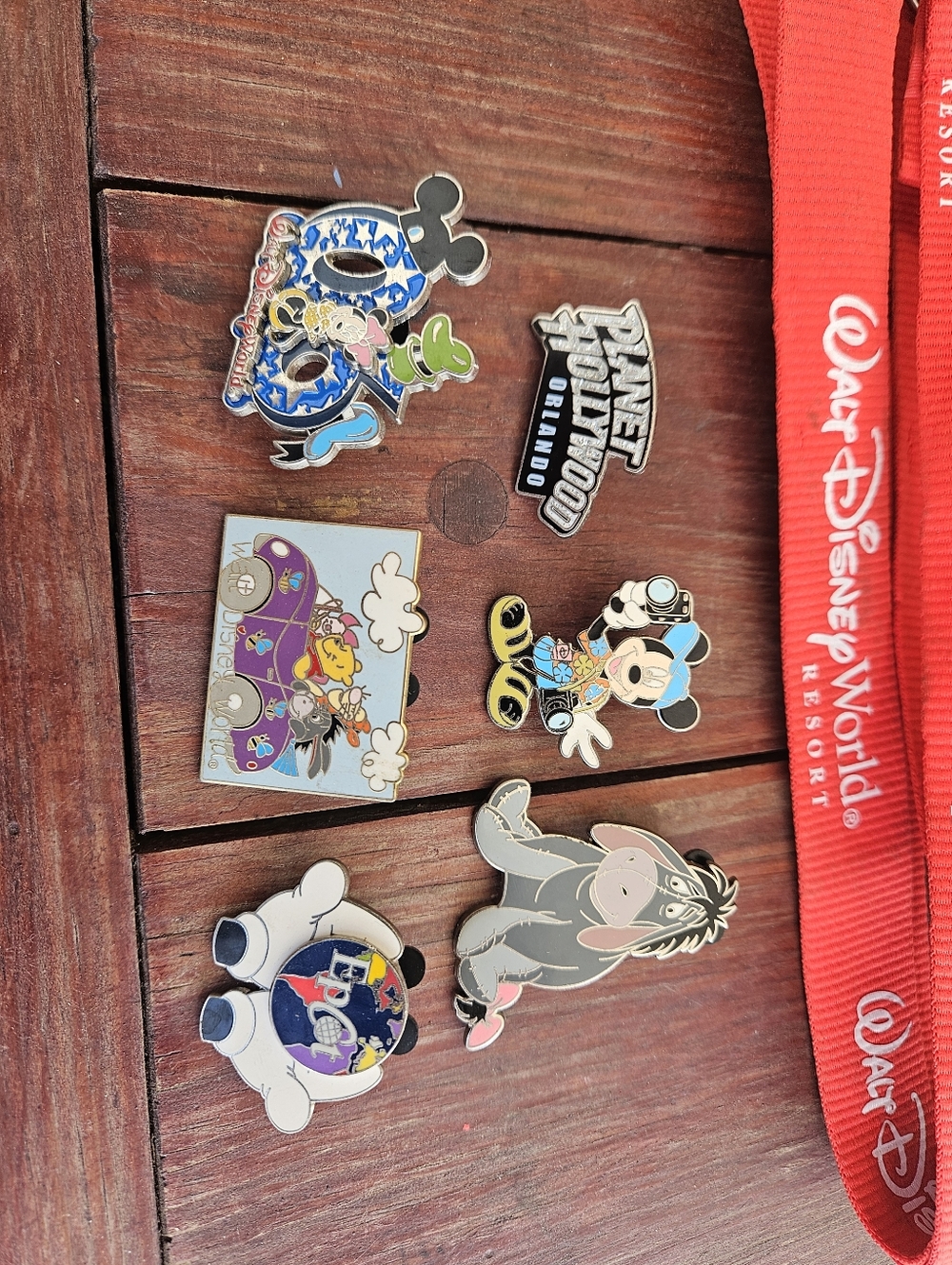 Vintage Walt Disney World Pin Lot 2000 2006 EPCOT Eeyore Mickey Planet Hollywood - Picture 13 of 13
